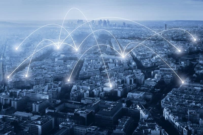 Exploring Small Cells Networks