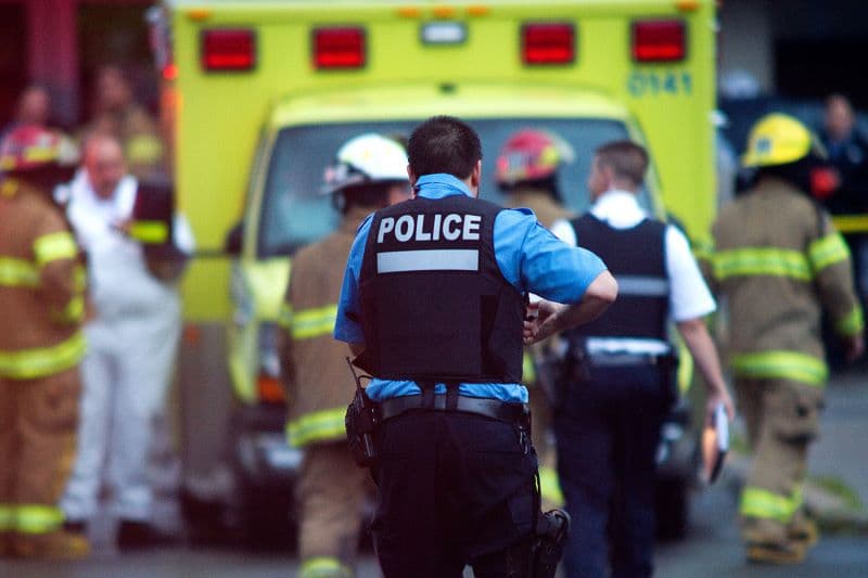 5 Ways Cellular Repeaters Help First Responders